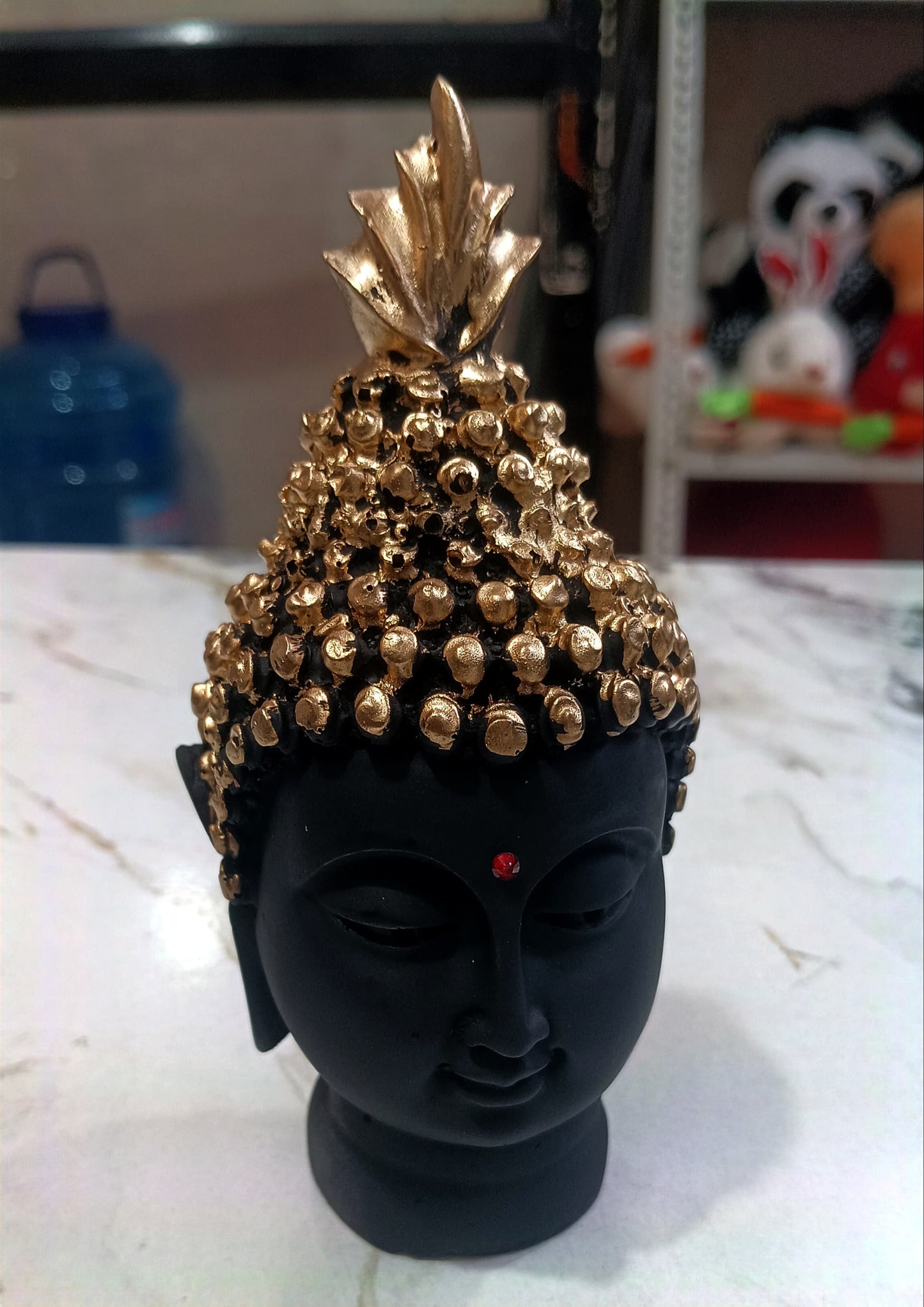 Buddha head sculpture 30655561
