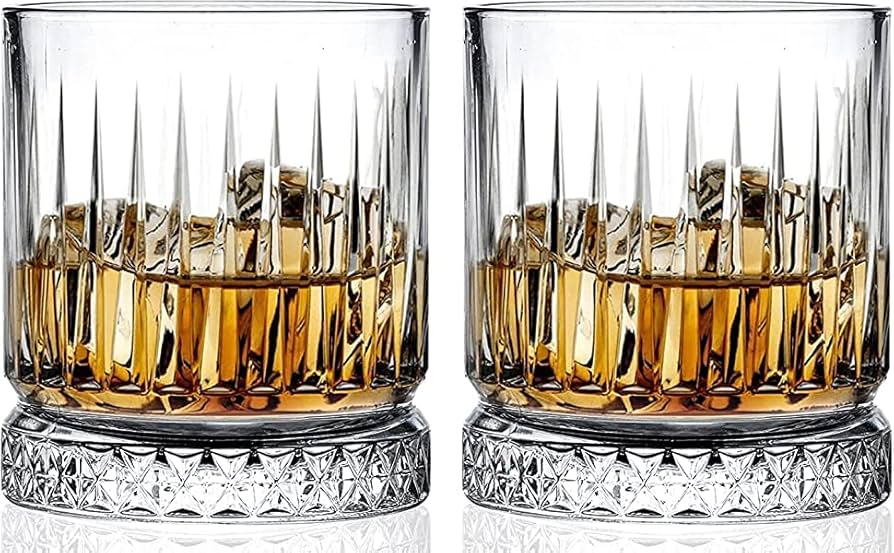 Whiskey glass 59295561