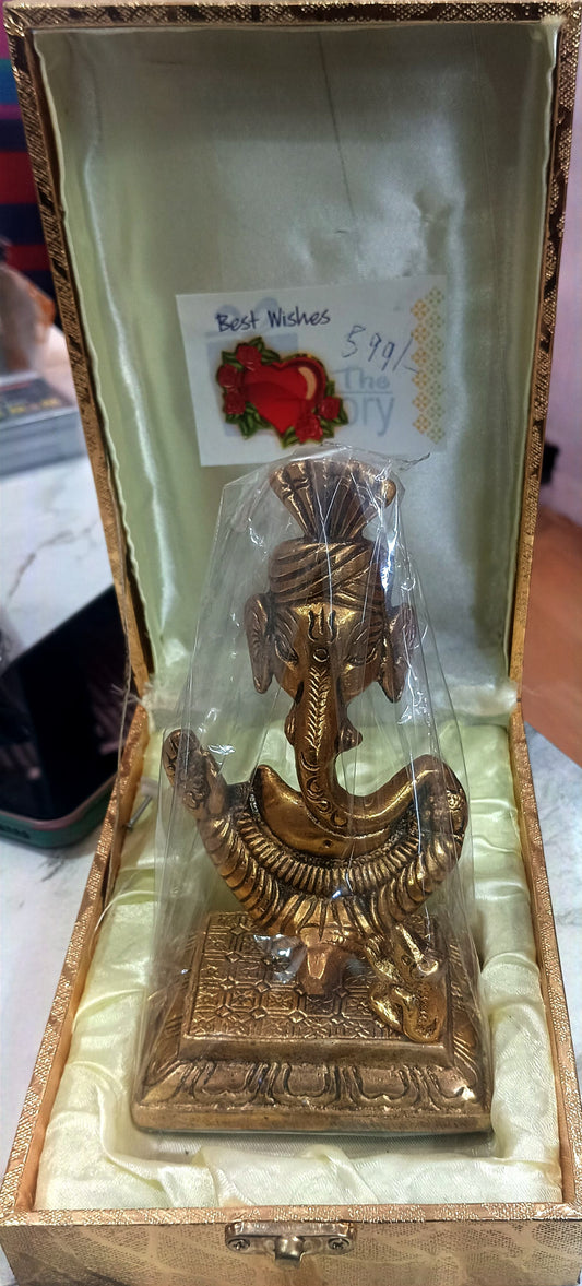 Lord Trishul Ganesh Statue 91257417